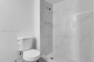 11930 N Bayshore Dr, North Miami, FL 33181 - Photo 29