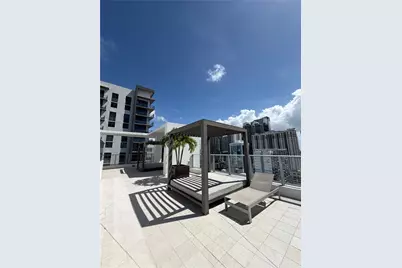 1010 SW 2nd Ave #1601, Miami, FL 33130 - Photo 13