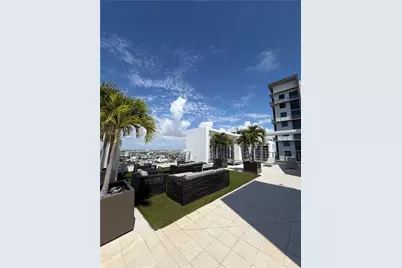 1010 SW 2nd Ave #1601, Miami, FL 33130 - Photo 11