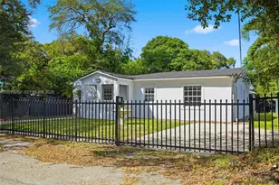 465 NE 165th St, Miami, FL 33162 - Photo 3