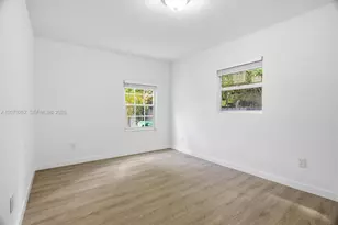 465 NE 165th St, Miami, FL 33162 - Photo 9