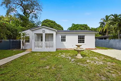 465 NE 165th St, Miami, FL 33162 - Photo 1