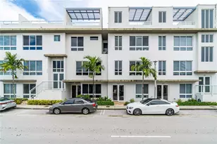 10517 NW 66th St, Doral, FL 33178 - Photo 39