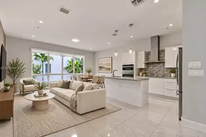 10517 NW 66th St, Doral, FL 33178 - Photo 5