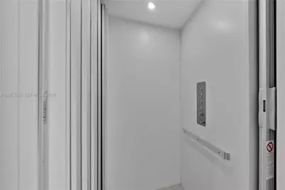 10517 NW 66th St, Doral, FL 33178 - Photo 11