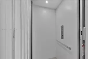10517 NW 66th St, Doral, FL 33178 - Photo 11