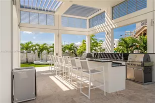 10517 NW 66th St, Doral, FL 33178 - Photo 35