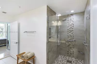 1945 S Ocean Dr #M6, Hallandale Beach, FL 33009 - Photo 27