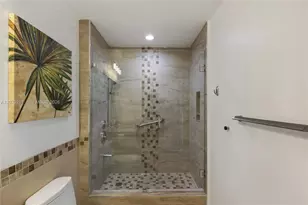 1945 S Ocean Dr, Hallandale Beach, FL 33009 - Photo 37