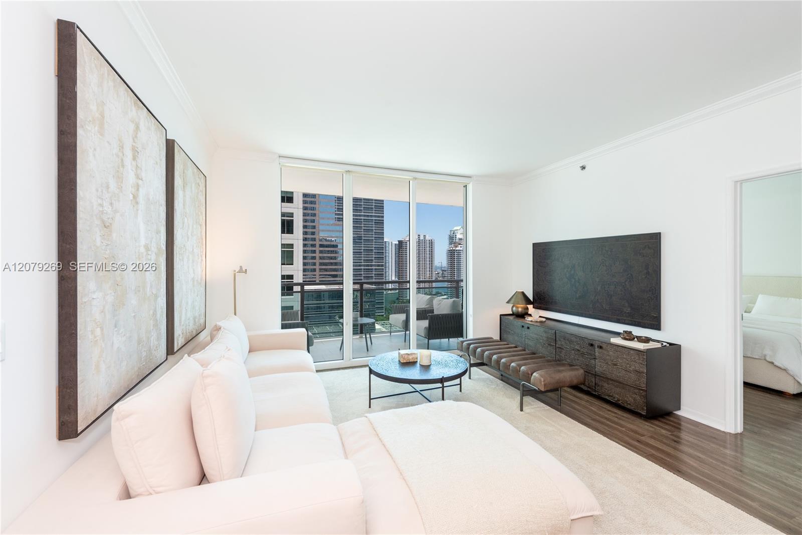 950 Brickell Bay Dr #2304 - 950 Brickell Bay Dr #2304, Miami, FL 33131 Luxury Property | Jose Angel Pina