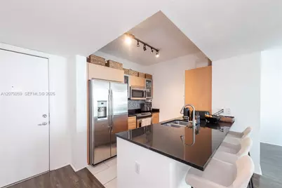 950 Brickell Bay Dr #2304, Miami, FL 33131 - Photo 9