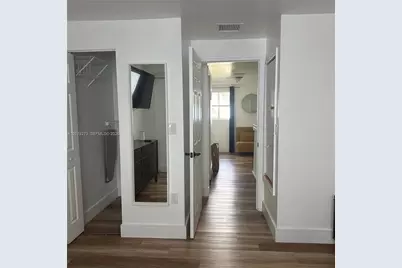 821 SW 2nd St #9, Miami, FL 33130 - Photo 17