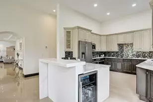3311 SW 118th Terrace, Davie, FL 33330 - Photo 13