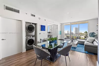 90 SW 3rd St #1506, Miami, FL 33130 - Photo 11