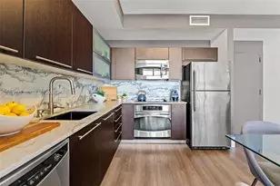 90 SW 3rd St, Miami, FL 33130 - Photo 15