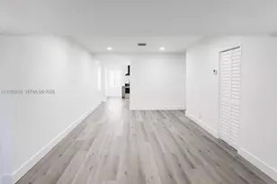 307 SW 15th St, Fort Lauderdale, FL 33315 - Photo 13
