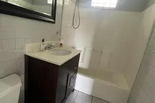 2105 Monroe Terrace, Hollywood, FL 33020 - Photo 13