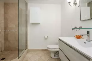 6365 Collins Ave, Miami Beach, FL 33141 - Photo 19