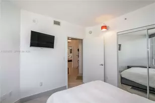 6365 Collins Ave, Miami Beach, FL 33141 - Photo 17