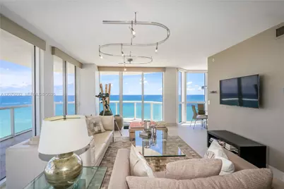 6365 Collins Ave #2401, Miami Beach, FL 33141 - Photo 3