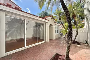 1135 Cliffrose St, Hollywood, FL 33019 - Photo 3