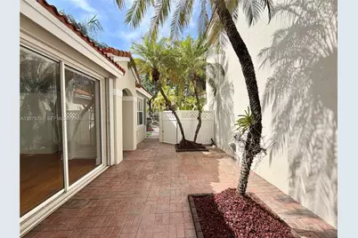 1135 Cliffrose St, Hollywood, FL 33019 - Photo 41
