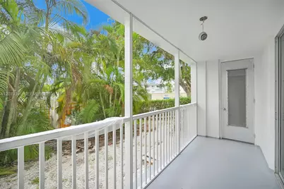 100 Golden Isles Dr #109, Hallandale Beach, FL 33009 - Photo 27