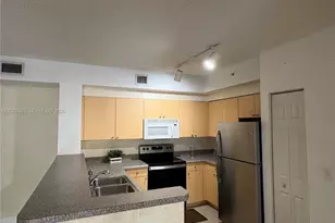 8030 N Nob Hill Rd, Tamarac, FL 33321 - Photo 7