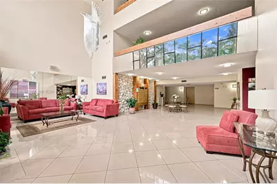 16325 Golf Club Rd #104, Weston, FL 33326 - Photo 5