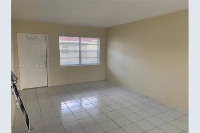 2220 Pierce St #10, Hollywood, FL 33020 - Photo 3