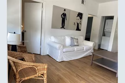 1011 9th St #8, Miami Beach, FL 33139 - Photo 13