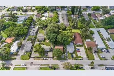 2434 Lincoln St, Hollywood, FL 33020 - Photo 39
