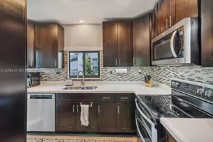 2434 Lincoln St, Hollywood, FL 33020 - Photo 15