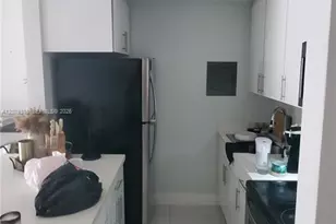 677 SW 9th Ave, Miami, FL 33130 - Photo 5