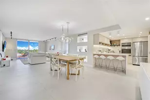 210 Sea View Dr, Key Biscayne, FL 33149 - Photo 3