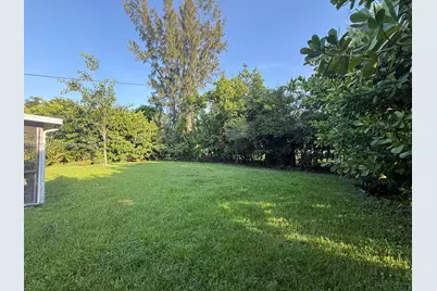 5765 SW 48th St, Miami, FL 33155 - Photo 1