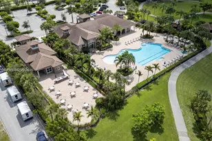 1240 Eucalyptus Dr, Hollywood, FL 33021 - Photo 25
