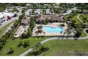 1240 Eucalyptus Dr, Hollywood, FL 33021 - Photo 23