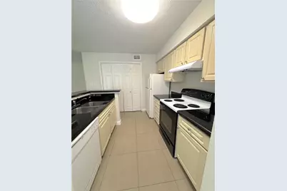 777 Riverside Dr #1510, Coral Springs, FL 33071 - Photo 7