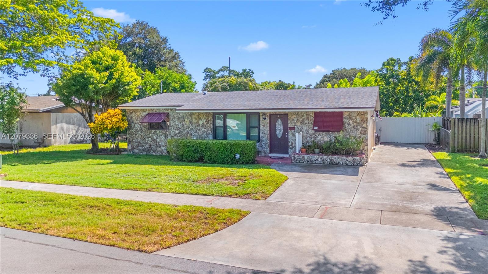 311 SW 70th Terrace - 311 SW 70th Terrace, Pembroke Pines, FL 33023 Luxury Property | Jose Angel Pina