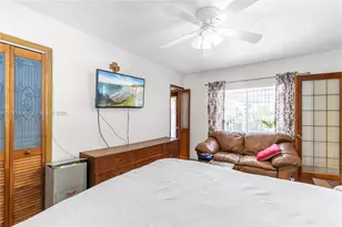 311 SW 70th Terrace, Pembroke Pines, FL 33023 - Photo 19