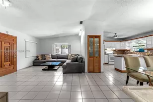 13706 SW 14th St, Miami, FL 33184 - Photo 5