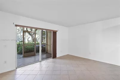 450 S Park Rd #5-105, Hollywood, FL 33021 - Photo 5