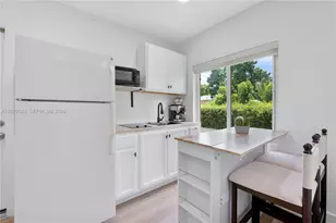 944 NW 47th St, Miami, FL 33127 - Photo 19