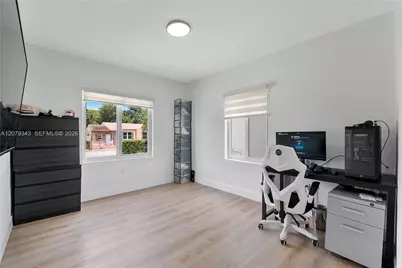 944 NW 47th St, Miami, FL 33127 - Photo 15