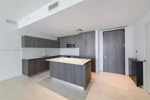 88 SW 7th St, Miami, FL 33130 - Photo 7