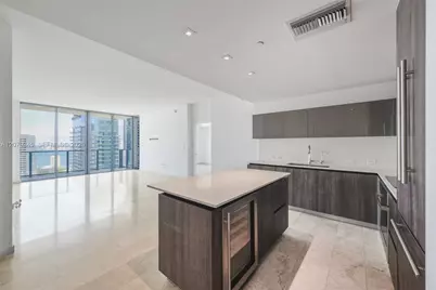88 SW 7th St #3409, Miami, FL 33130 - Photo 1