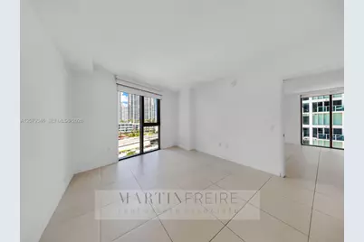 31 SE 6th St #1402, Miami, FL 33131 - Photo 7