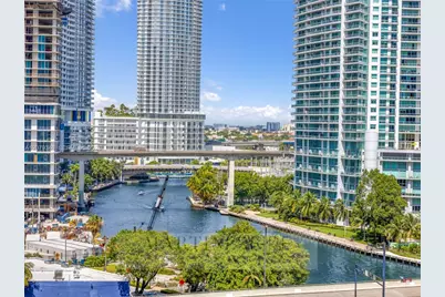 31 SE 6th St #1402, Miami, FL 33131 - Photo 21