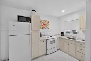 635 SW 16th Ave, Miami, FL 33135 - Photo 5